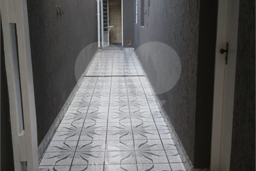 Sobrado à venda com 4 quartos em Santa Terezinha, São Paulo, SP