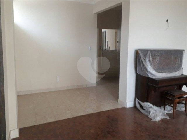 Apartamento à venda com 2 quartos, sendo 1 suíte,  em Santa Cecília, São Paulo, SP