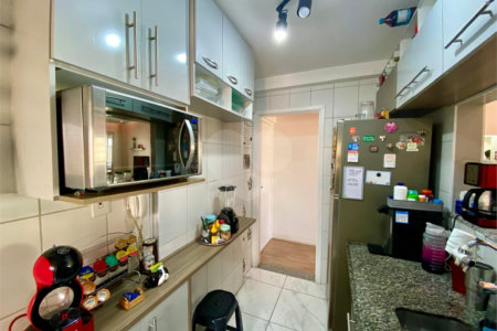 Apartamento à venda com 3 quartos, sendo 1 suíte,  em Saúde, São Paulo, SP