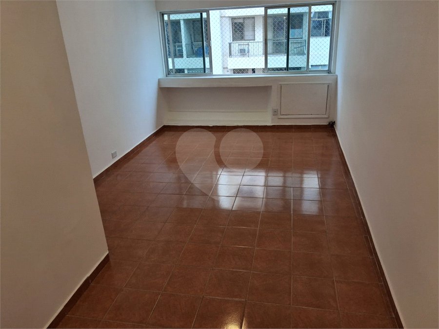 Apartamento à venda com 2 quartos em Praça da Bandeira, Rio de Janeiro, RJ