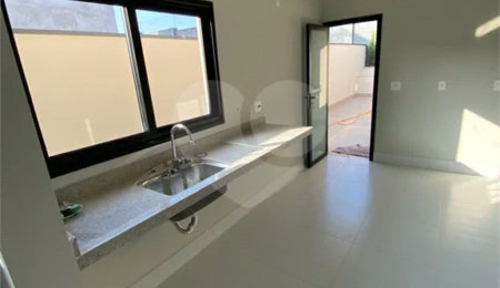 Casa à venda com 3 quartos, sendo 1 suíte,  em Residencial Jardim do Jatobá, Hortolândia, SP