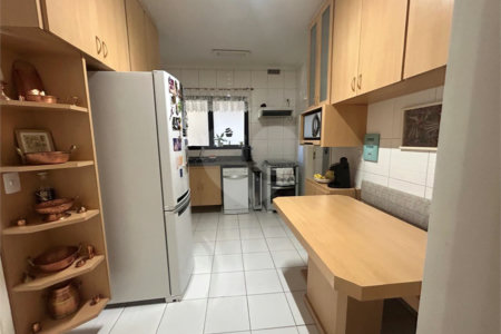 Apartamento à venda com 4 quartos, sendo 2 suítes, em Pinheiros, São Paulo, SP