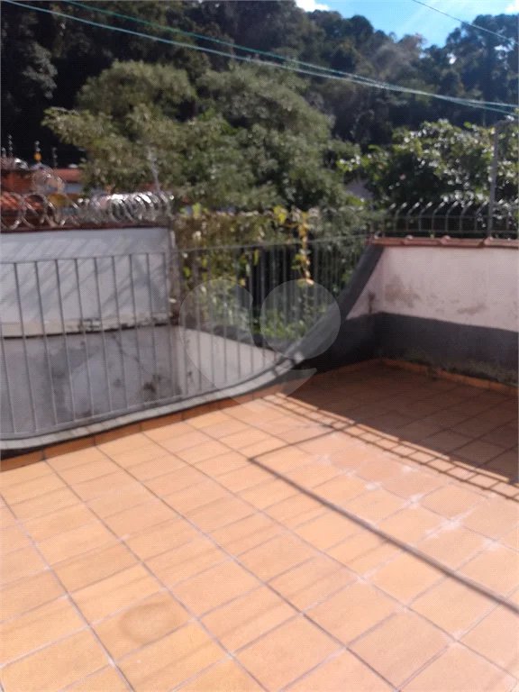 Sobrado à venda ou para alugar com 3 quartos, sendo 1 suíte, em Horto, São Paulo, SP