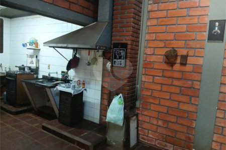 Casa à venda com 4 quartos, sendo 2 suítes,  em Parque da Lagoa, Itapetininga, SP