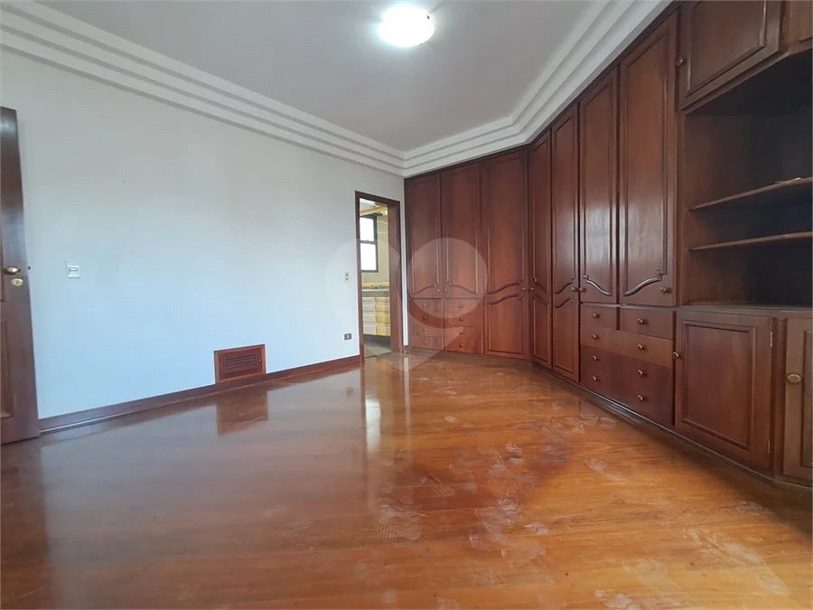 Apartamento à Venda no Edifício Itapema no Bairro Centro em Piracicaba/SP.