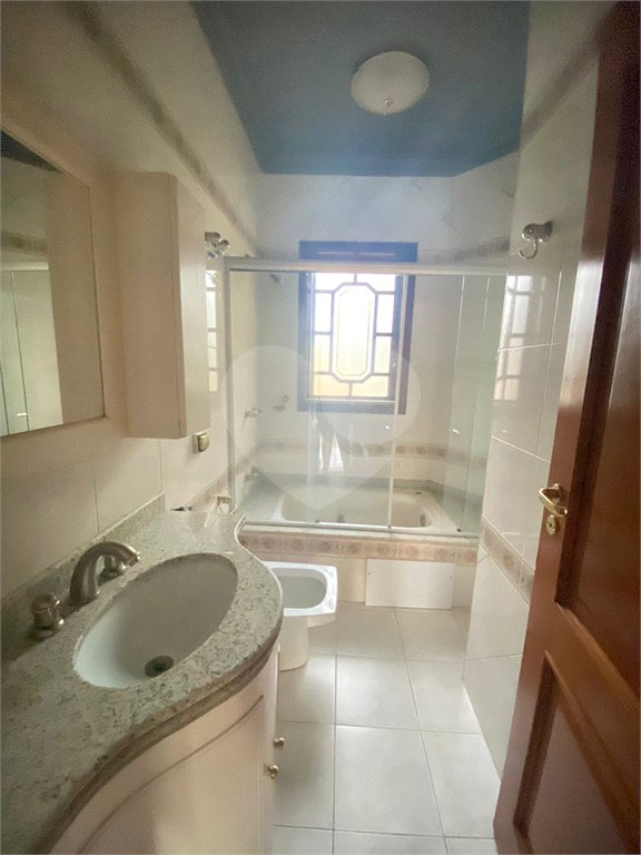 Casa à venda com 3 quartos, sendo 4 suítes,  no condomínio Estância Marambaia, Vinhedo - SP