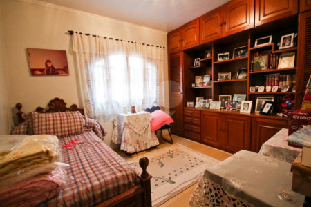 Sobrado à venda ou para alugar com 4 quartos, sendo 3 suítes, em Água Fria, São Paulo, SP