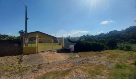 Chácara à venda com 2 quartos, sendo 1 suíte,  em Barreirinho, Araçoiaba da Serra, SP