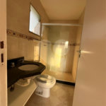 Casa à venda com 4 quartos, sendo 2 suítes, no condomínio Pedra Mar, Rio de Janeiro - RJ