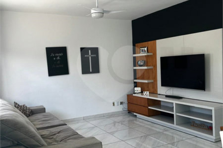 Casa à venda com 4 quartos, sendo 2 suítes, em Peró, Cabo Frio, RJ