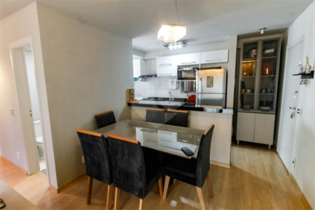Apartamento à venda com 2 quartos, sendo 1 suíte, em Parque Reboucas, São Paulo, SP