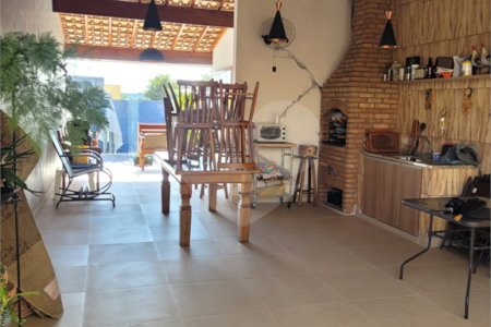 Casa à venda com 2 quartos, sendo 1 suíte,  em Vila Cintra, Mogi das Cruzes, SP