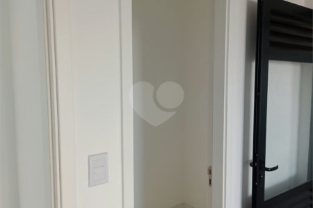 Apartamento à venda com 3 suítes no Centro, Itapetininga, SP