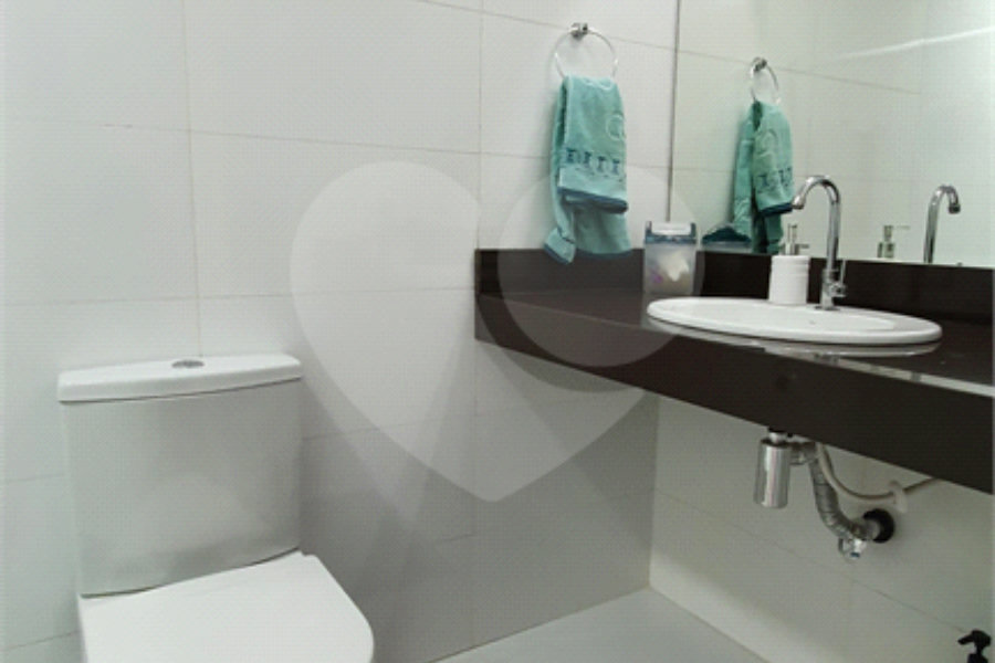 Apartamento à venda com 3 quartos, sendo 1 suíte, em Santana, São Paulo, SP
