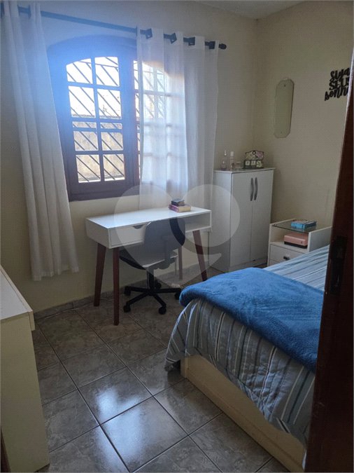 Sobrado à venda com 3 quartos em Parque Novo Mundo, São Paulo, SP