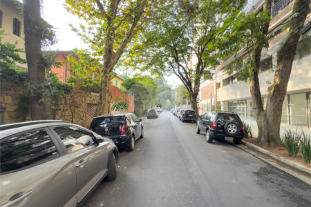 Apartamento à venda com 2 quartos, sendo 1 suíte,  em Jardim Prudência, São Paulo, SP