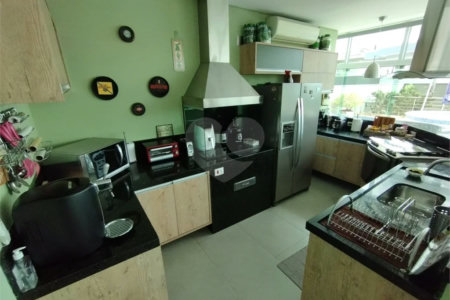 Casa à venda com 5 quartos, sendo 3 suítes, no condomínio Ibiaram 1, Itupeva - SP