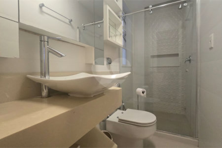 Apartamento à venda com 3 quartos, sendo 1 suíte, em Copacabana, Rio de Janeiro, RJ