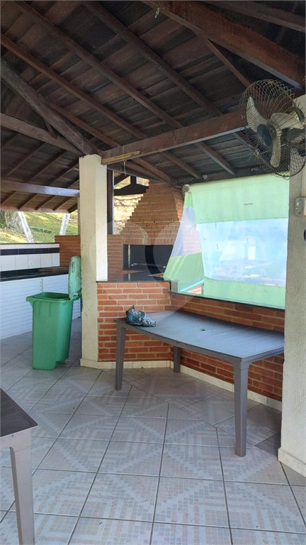 Duplex à venda com 3 quartos, sendo 1 suíte, em Enseada, Guarujá, SP