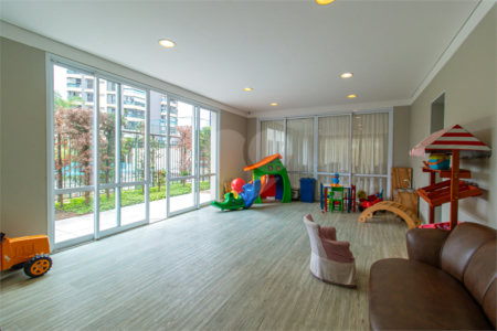 Apartamento à venda com 3 suítes em Chácara Santo Antônio, São Paulo, SP