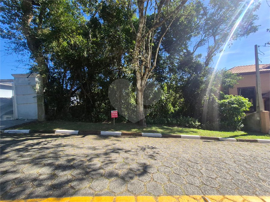 Terreno à venda no condomínio Parque Imperial da Cantareira, Mairiporã - SP