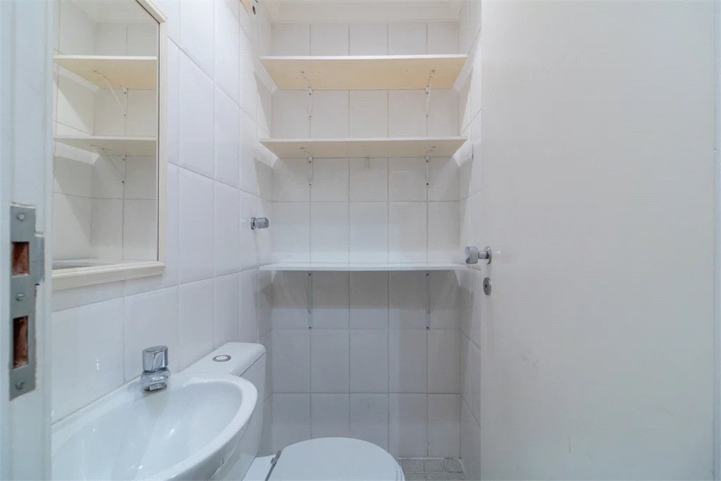 Apartamento à venda com 4 quartos, sendo 3 suítes, em Brooklin Paulista, São Paulo, SP