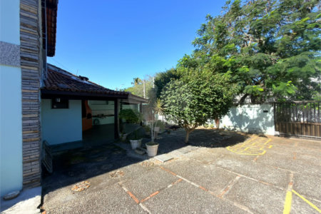 Casa em condomínio à venda com 2 suítes em Palmeiras, Cabo Frio, RJ