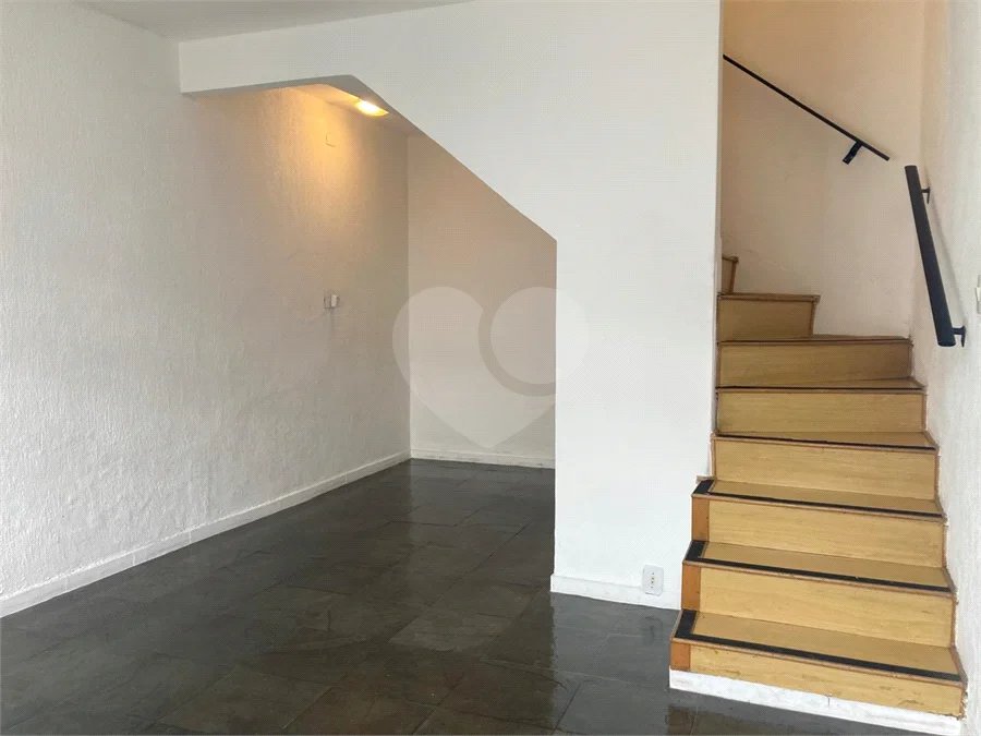 Sobrado à venda ou para alugar com 2 quartos em Chácara Santo Antônio, São Paulo, SP