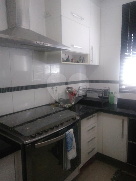 Casa à venda com 3 quartos, sendo 1 suíte,  no condomínio Algarve Residencial, São Paulo - SP
