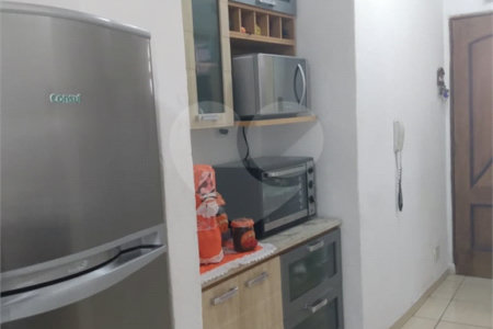 Apartamento 1 dorm, sala, cozinha, banheiro a venda no Centro