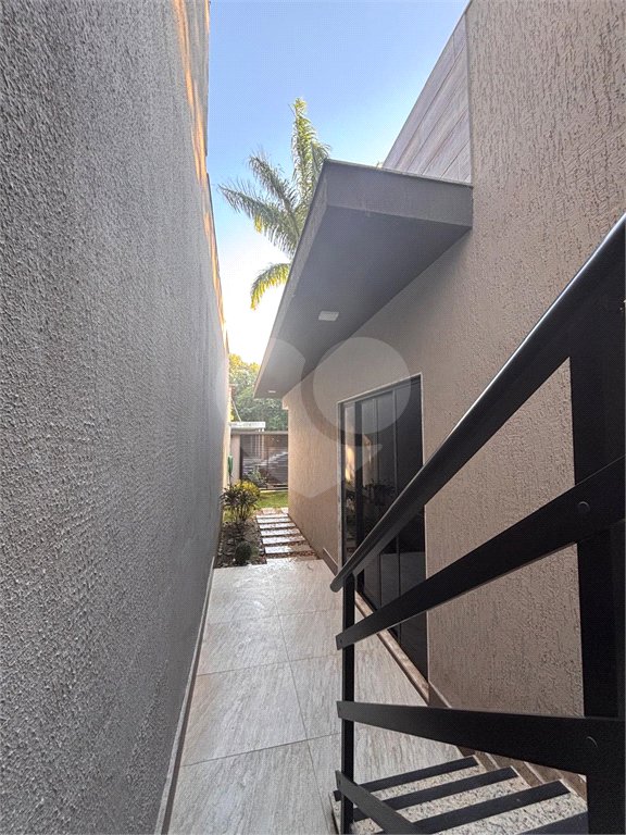 Casa à venda com 3 quartos, sendo 2 suítes, no condomínio Recanto das Palmeiras, Rio de Janeiro - RJ
