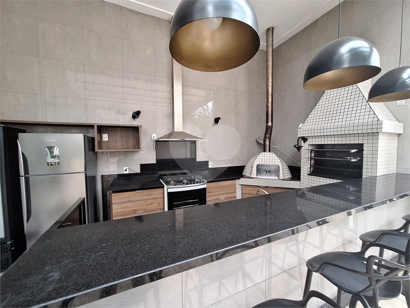 Apartamento à venda com 2 quartos, sendo 1 suíte,  em Vila Leonor, São Paulo, SP