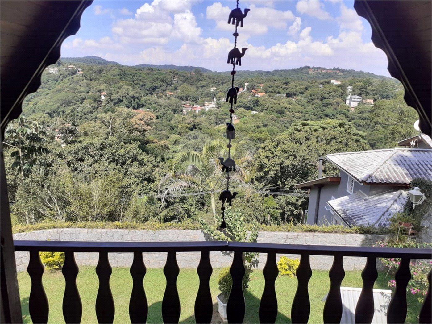 Sobrado à venda com 3 quartos, sendo 1 suíte, em Samambaia, Mairiporã, SP