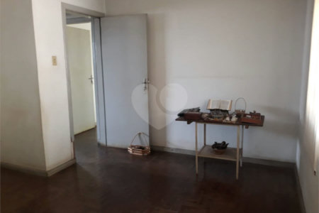 Casa à venda com 3 quartos em Jardim Flórida, São Roque, SP