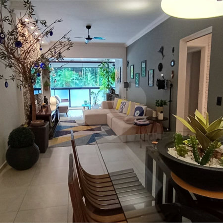 Apartamento à venda com 2 quartos, sendo 1 suíte, em Pitangueiras, Guarujá, SP