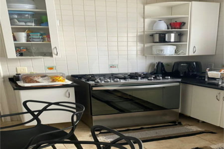 Casa à venda com 5 quartos, sendo 4 suítes,  no condomínio Terras de Santa Clara, Jacareí - SP