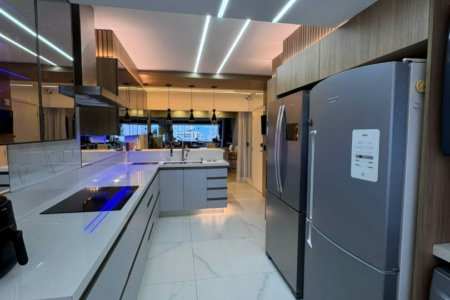 Apartamento com 3 dormitórios à venda, 200 m² por R$ 3.180.000,00 - Ponta da Praia - Santos/SP