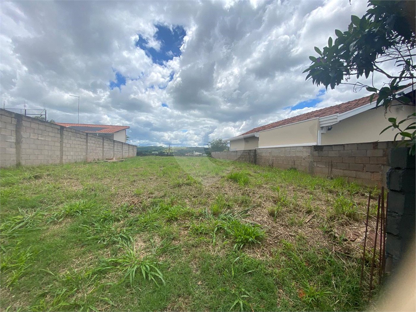 Terreno à venda em Pinheirinho, Vinhedo, SP