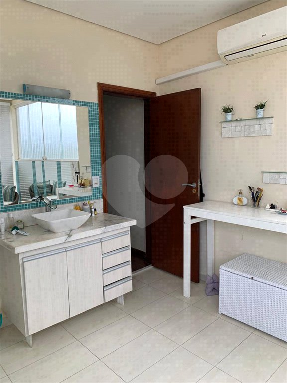Casa à venda com 2 suítes em Condomínio Loteamento Quadra dos Príncipes, Atibaia, SP