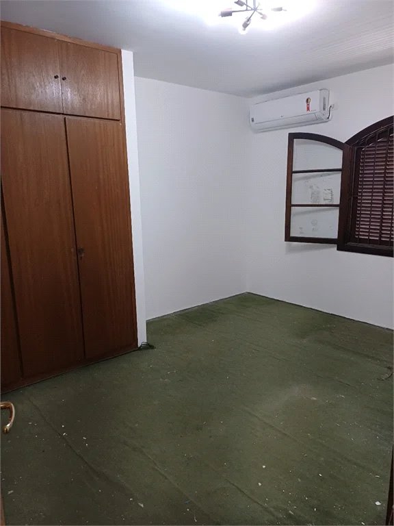 Sobrado à venda ou para alugar com 5 quartos, sendo 1 suíte,  em Vila Ida, São Paulo, SP
