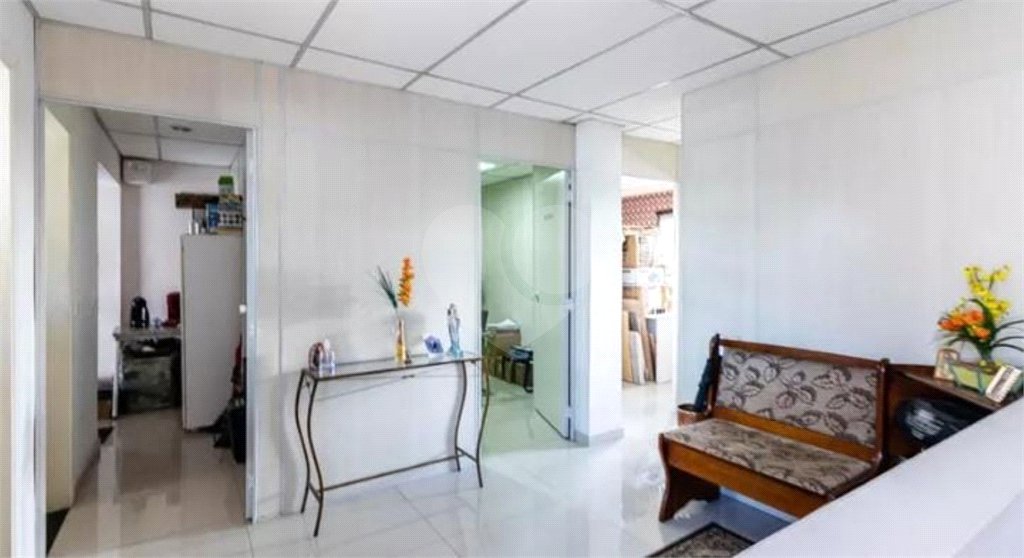 Sobrado à venda com 4 quartos, sendo 1 suíte,  em Vila Dalila, São Paulo, SP