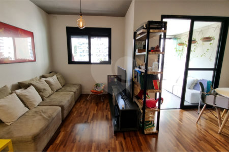 Apartamento à venda com 2 quartos, sendo 1 suíte, em Pinheiros, São Paulo, SP