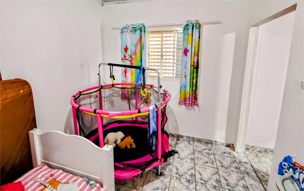 Casa à venda com 3 quartos, sendo 1 suíte, em Tupy, Itapetininga, SP