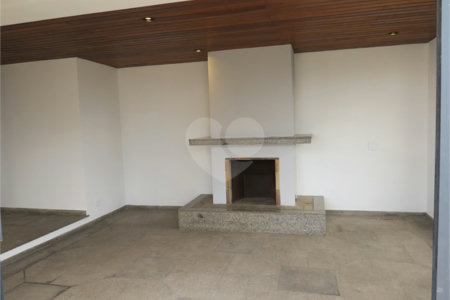 Cobertura à venda com 4 quartos, sendo 2 suítes,  em Vila Suzana, São Paulo, SP