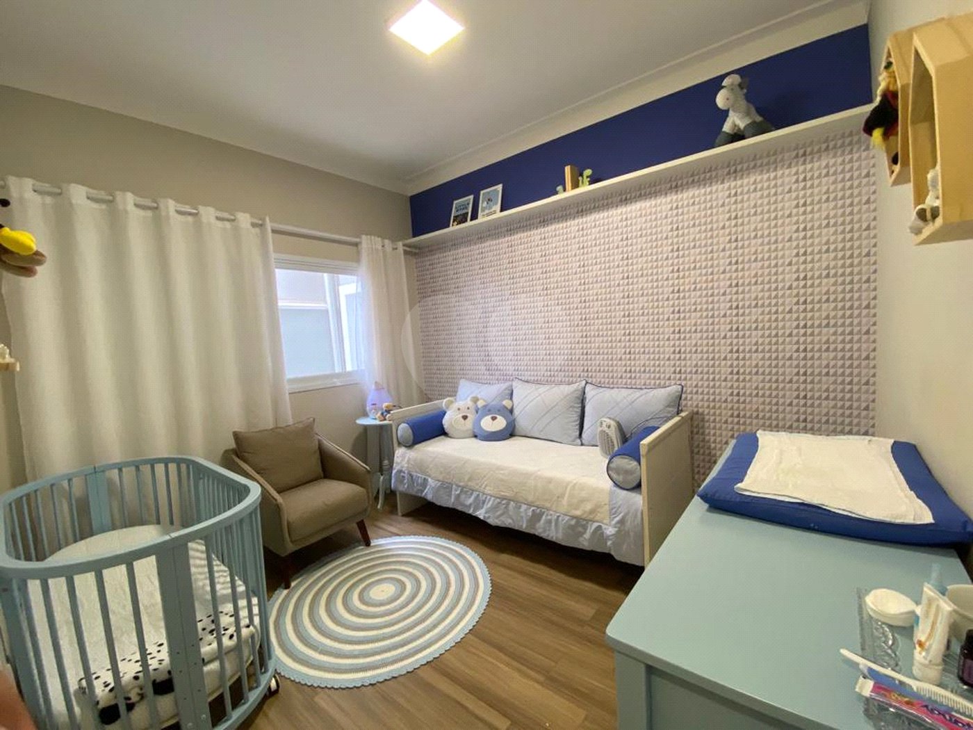 Casa à venda com 3 suítes no condomínio Reserva Real, Paulínia - SP