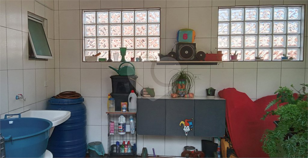 Sobrado à venda com 4 quartos, sendo 2 suítes, em Parque Edu Chaves, São Paulo, SP