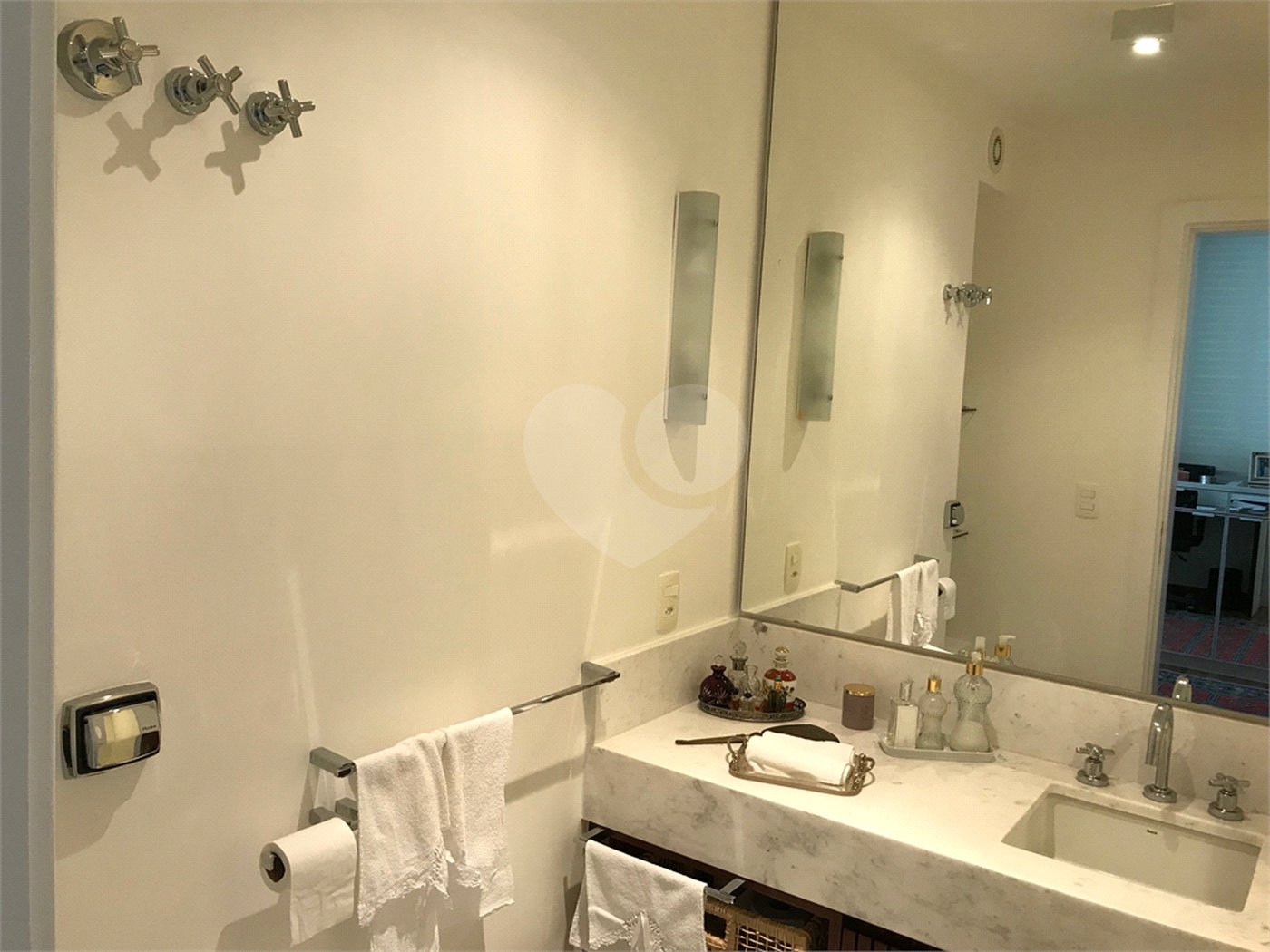 Apartamento à venda com 2 suítes em Itaim Bibi, São Paulo, SP
