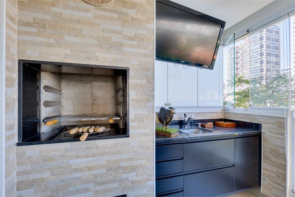 Apartamento à venda ou para alugar com 3 suítes em Cidade Monções, São Paulo, SP