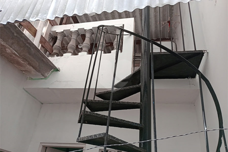 Sobrado à venda com 2 quartos em Horto, São Paulo, SP
