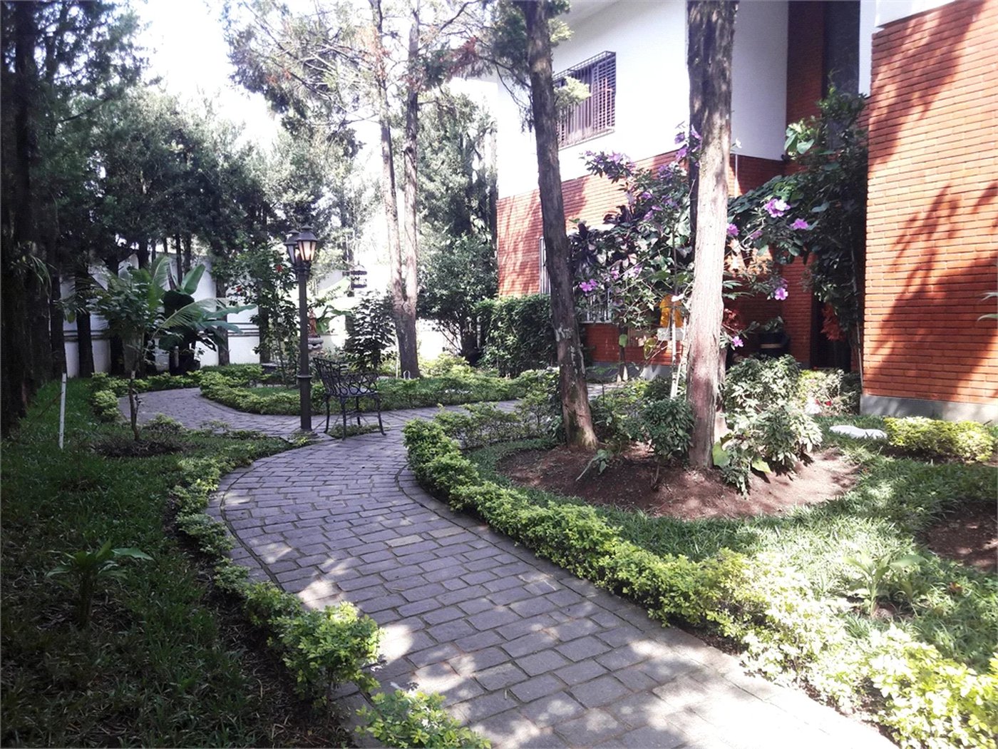 Casa à venda com 5 quartos, sendo 3 suítes, em Butantã, São Paulo, SP